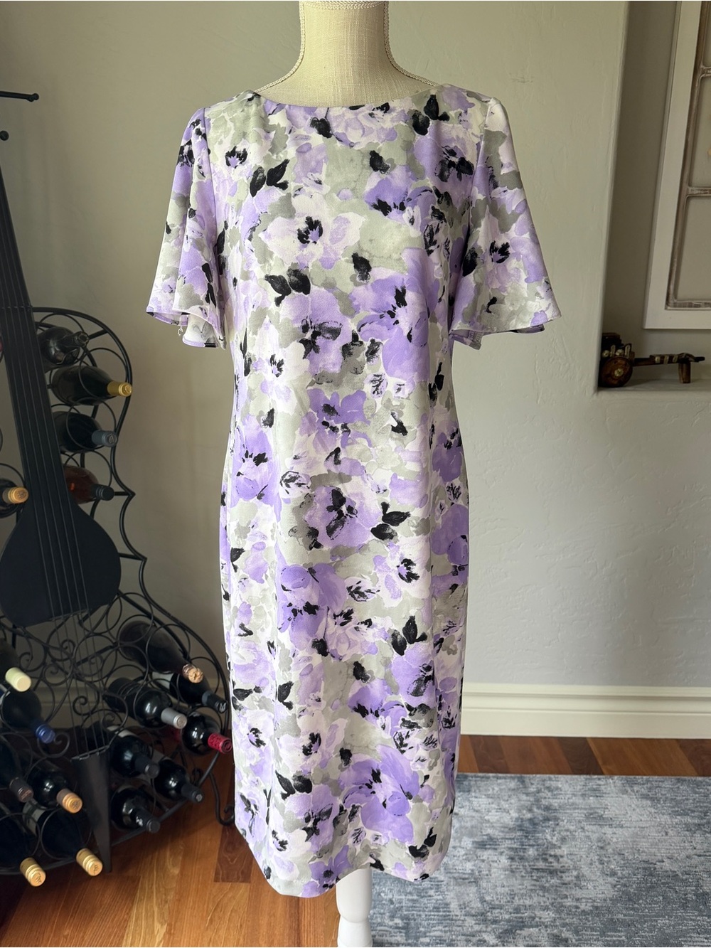 Kasper Women's Short Sleeve Lavender and Black Floral Midi Dress Size 8